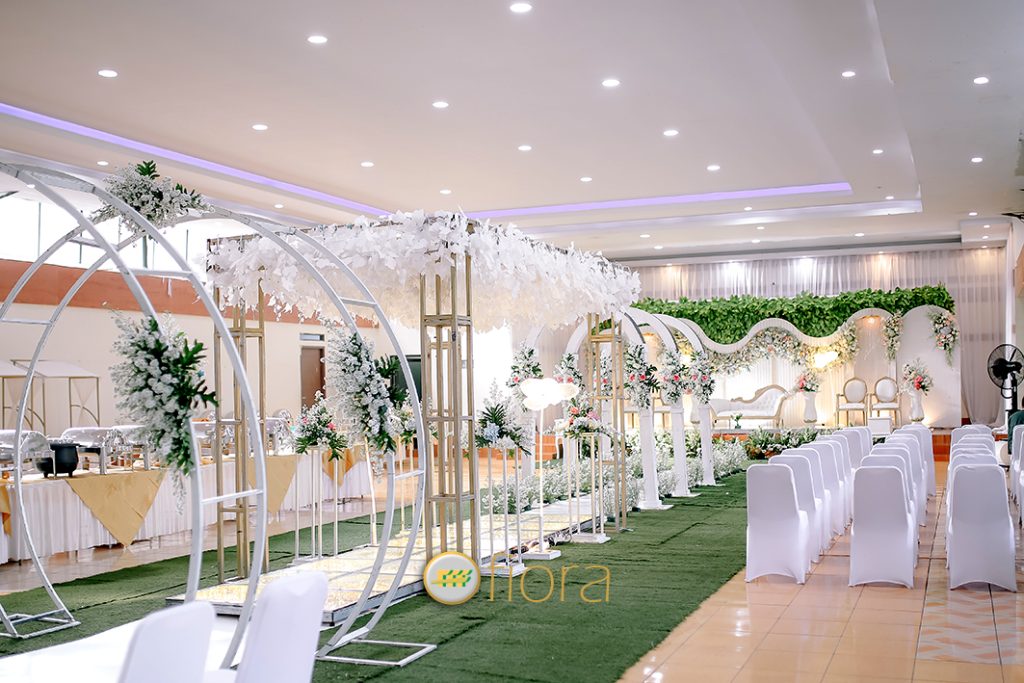 Dekorasi pernikahan saung bogania fiora wedding dekorasi wedding saung bogania dekorasi wedding kong ano - fiora wedding dekorasi weddingaula yon bekang 1 kostrad- fiora wedding dekorasi pernikahan gedung serba guna kebun raya cibinong- fiora wedding