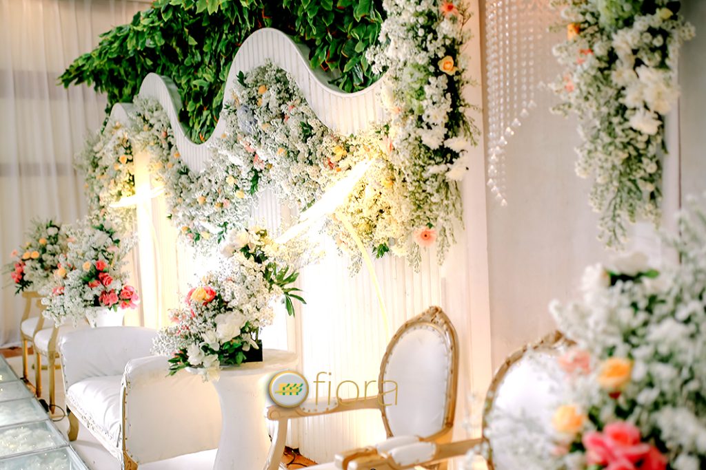 Dekorasi pernikahan saung bogania fiora wedding dekorasi wedding saung bogania dekorasi wedding kong ano - fiora wedding dekorasi weddingaula yon bekang 1 kostrad- fiora wedding dekorasi pernikahan gedung serba guna kebun raya cibinong- fiora wedding